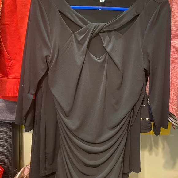 All black!! 3 shirts 1 jean pair. - Picture 2 of 4